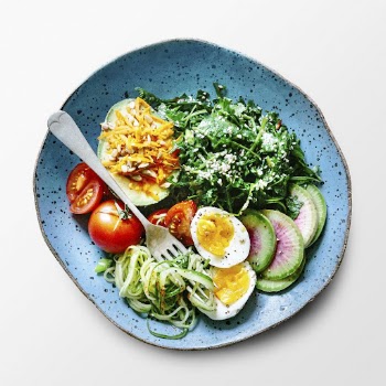 Fresh salad in a bowl, | Free Photo - rawpixel