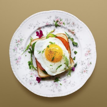 Fried egg toast on a plate, | Free PSD - rawpixel