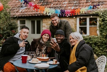 Friends taking a  group | Free Photo - rawpixel