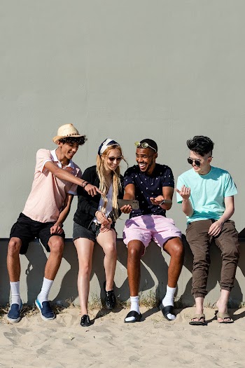 Friends watching viral content, social media… | Free stock photo | High Resolution image
