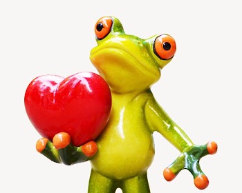 Frog figurine image | Free Photo - rawpixel