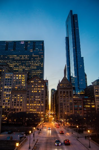 From the pedestrian bridge at the Art Institute looking west into the loop. 