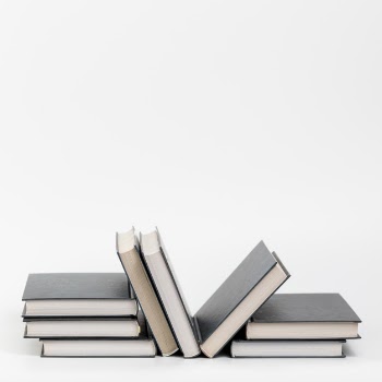 Front view books with white background Free Photo
