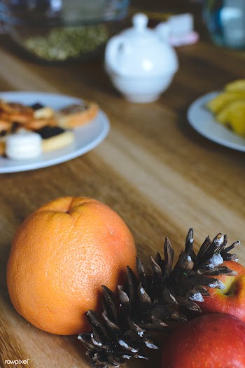 Fruits on a table | Free public domain photo - 448143