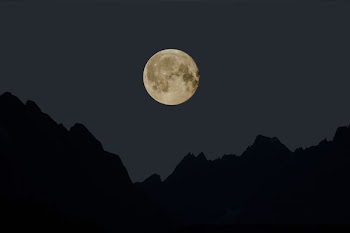 full moon illustration