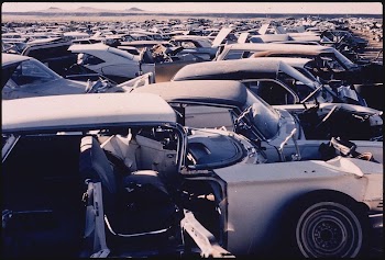 Gaede's Wrecking Yard, 04/1972. Photographer: | Free Photo - rawpixel