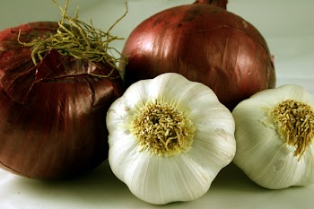 garlic_onions.jpg
