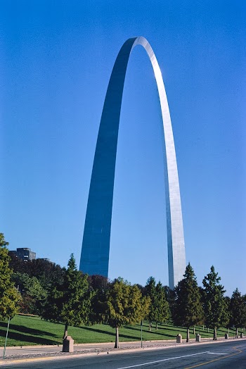 Gateway Arch, Saint Louis, Missouri (1988)… | Free public domain photo