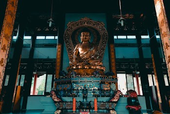 Gautama Buddha Statue