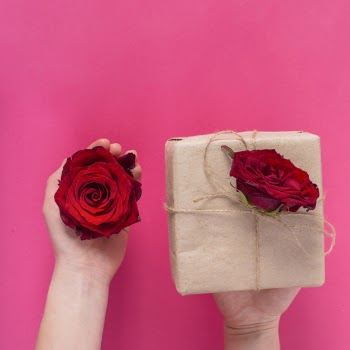 Gift box with red roses