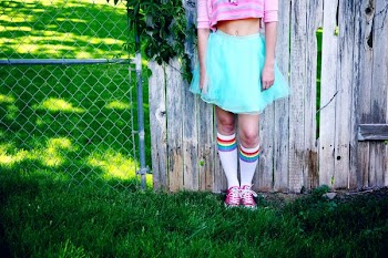 girl's teal skirt