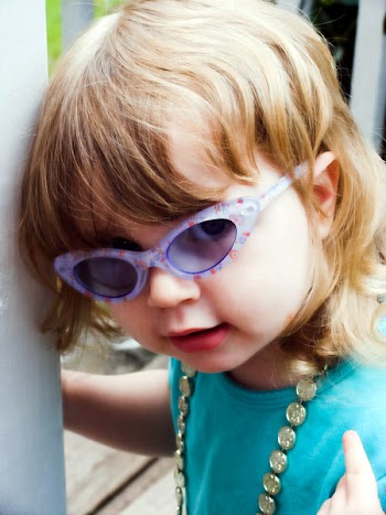 girlinsunglasses.jpg