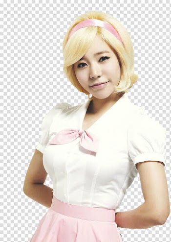 Girls Generationg, woman in white and pink dress with ribbon transparent background PNG clipart