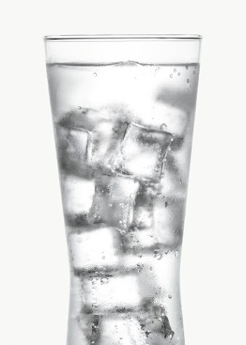 Glass of water with ice macro shot design element | Free  transparent png - 2345732