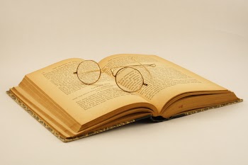 Glasses_on_book_101.JPG
