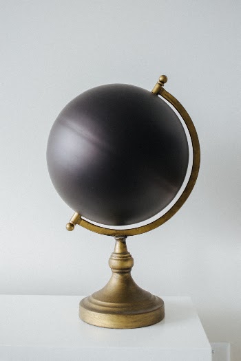 Globe