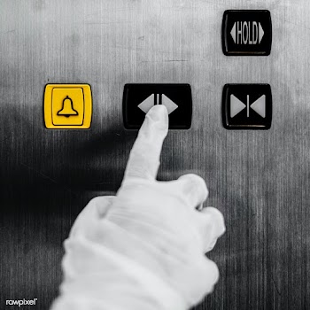 Gloved hand pressing an elevator button to prevent coronavirus contami.. | Free  photo - 2290745