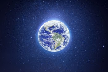 Glowing planet Earth, dark blue | Free Photo - rawpixel