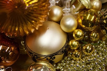 Gold and Beige Bauble Lot