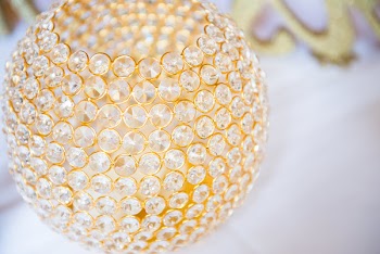 Gold-colored Diamond Jewelry