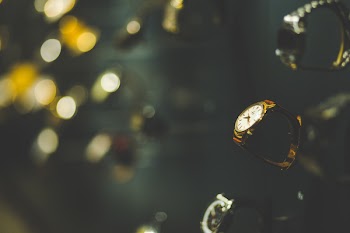 Gold Round Analog Watch