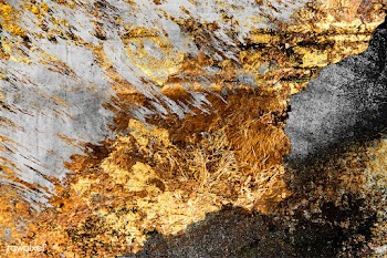 Gold streaks rock texture | Free stock vector - 597095