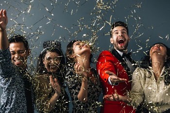 Golden New Years Confetti