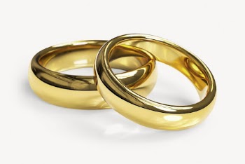 Golden wedding rings, luxurious accessory | Free PSD - rawpixel