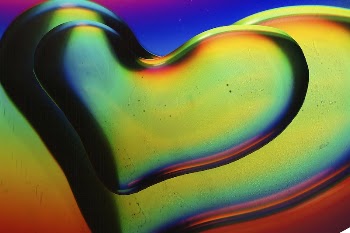 Gradient heart shape. Free public | Free Photo - rawpixel