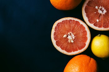 Grapefruits cut in half 2