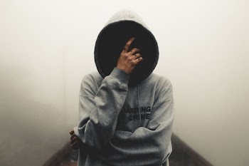 gray and black pullover hoodie