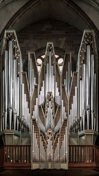 gray and brown architectural structure