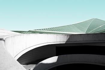 gray concrete building rooftop
