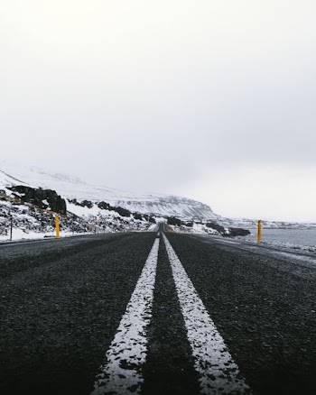 gray concrete road