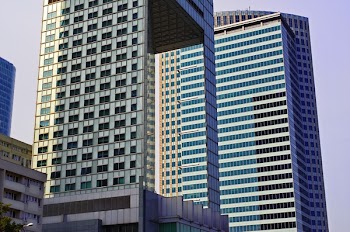 Gray Concrete Sky Scraper