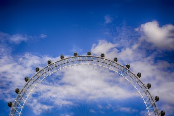 Gray Ferris Wheel