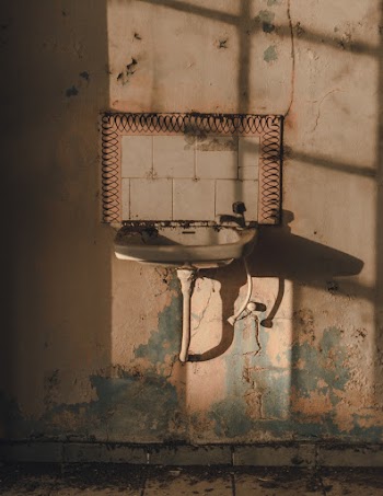 Gray Hanging Sink