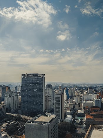 Gray High-rise Building
