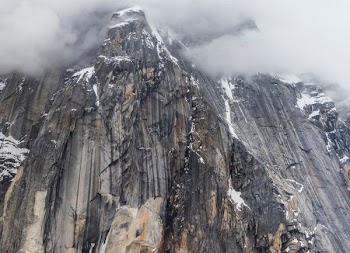 gray rock mountain at daytime