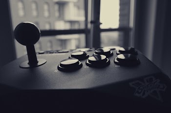 Gray Scale Arcade Controller