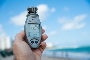 Gray Windmaster 2 Device Reading at 12.4