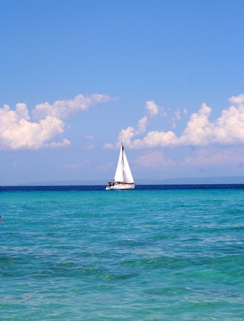 GreecePolichronoSailingBoat.jpg