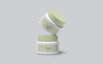 Green packaging of cosmetic products Free Psd