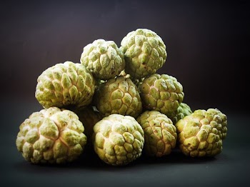 Green Sugar Apples