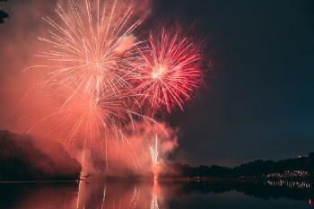 Greenbelt Fireworks on Buddy Attic Lake