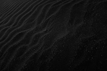 grey sand wave