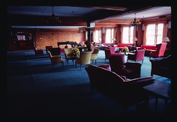 Grossinger's lobby, Liberty, New York (1977)… | Free public domain photo