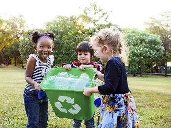 Group of kids school volunteer | Free Photo - rawpixel