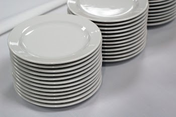 GROUP_OF_STACKED_DISHES.jpg