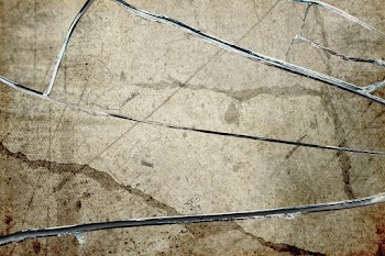 Grunge background with cracked glass texture | Free stock illustration | High Resolution graphic
